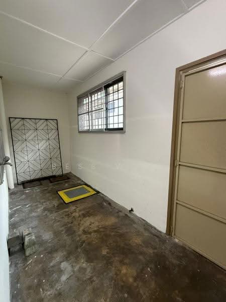 1-storey Terraced House for Sale in Johor Jaya (Johor Bahru) - Bess Wong - Entrance - PropertyGuru.com.my