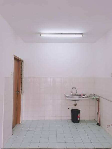 Apartment for Rent at Pangsapuri Seri Mesra - Muhammad Amerul - Kitchen - PropertyGuru.com.my