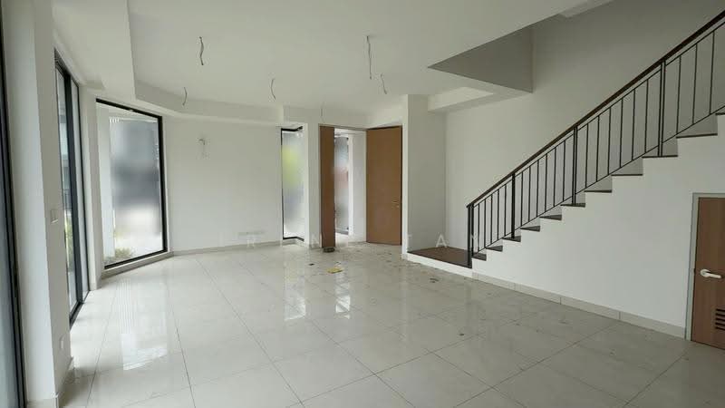3-storey Terraced House for Sale in Taman Puchong Legenda (Puchong) - Irene Tan - Living Room - PropertyGuru.com.my