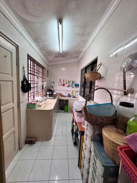 1.5-storey Terraced House for Sale in Pelangi Indah (Johor Bahru) - Bess Wong - PropertyGuru.com.my