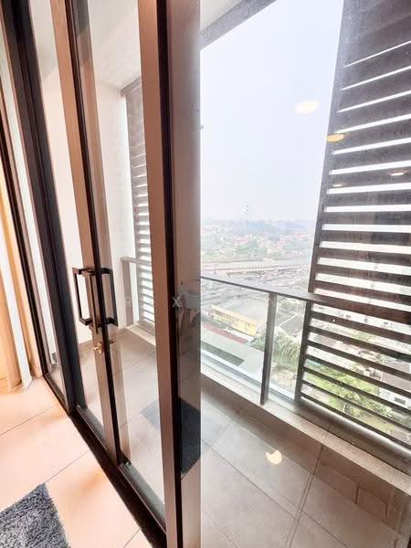 Kondominium untuk Dijual di Avara - Rex Tan - Balcony - PropertyGuru.com.my