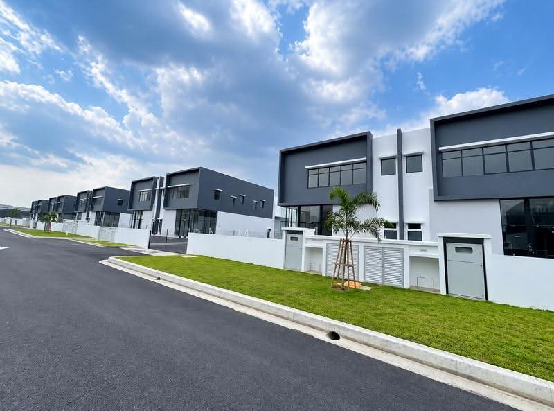 Kilang untuk Disewa di Puchong (Selangor) - Grace Lim - Exterior - PropertyGuru.com.my