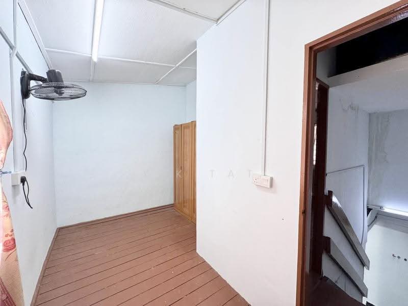 2-storey Terraced House for Sale in Bandar Baru Permas Jaya (Permas Jaya) - Yik Tat - Interior - PropertyGuru.com.my