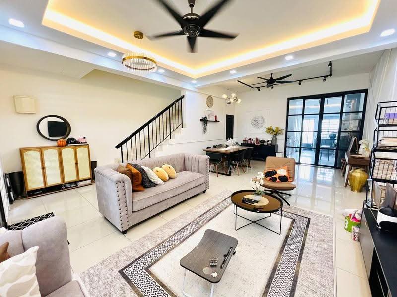 2-storey Terraced House for Sale in Taman Mutiara Rinching (Semenyih) - Azli Ibrahim - Living Room - PropertyGuru.com.my