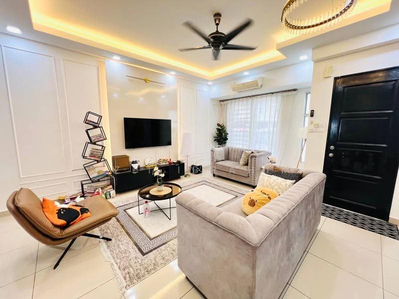 2-storey Terraced House for Sale in Taman Mutiara Rinching (Semenyih) - Azli Ibrahim - Living Room - PropertyGuru.com.my