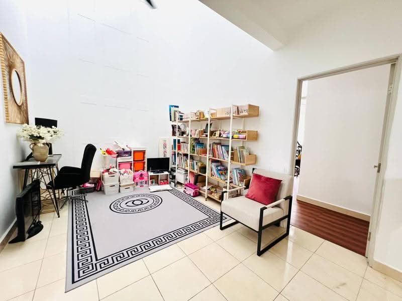 2-storey Terraced House for Sale in Taman Mutiara Rinching (Semenyih) - Azli Ibrahim - Study - PropertyGuru.com.my