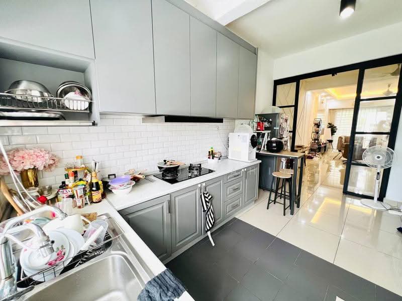 2-storey Terraced House for Sale in Taman Mutiara Rinching (Semenyih) - Azli Ibrahim - Kitchen - PropertyGuru.com.my