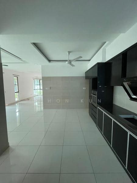 Rumah Teres 2-Tingkat untuk Dijual di Taman Dato Onn (Johor Bahru) - U Hon Kun - Kitchen - PropertyGuru.com.my