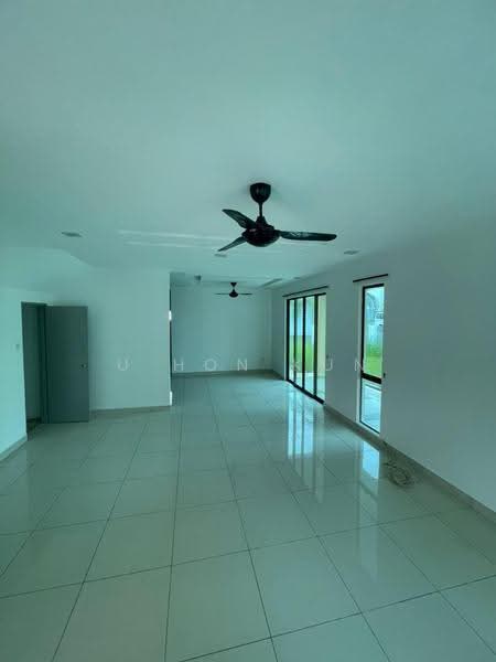 Rumah Teres 2-Tingkat untuk Dijual di Taman Dato Onn (Johor Bahru) - U Hon Kun - Living Room - PropertyGuru.com.my
