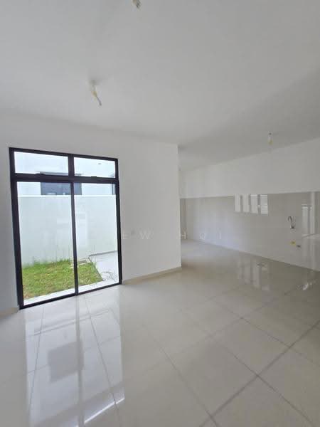 Rumah Kluster untuk Dijual di Eco Botanic (Iskandar Puteri (Nusajaya)) - Siew Hui - Living Room - PropertyGuru.com.my