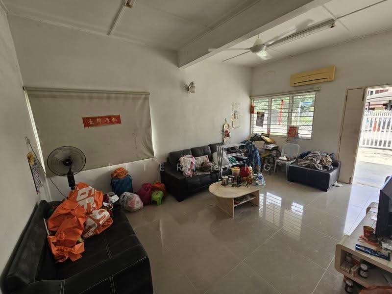 Rumah Teres 1-Tingkat untuk Dijual di Kawasan 6, Taman Gembira Baru (Klang) - Peter Tang - Living Room - PropertyGuru.com.my