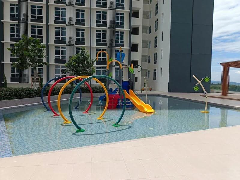 Kediaman Servis untuk Dijual di MIRAI Residences - Lisa Azila - Pool - PropertyGuru.com.my