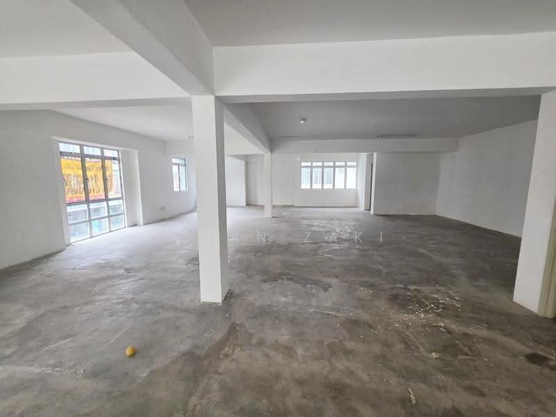 Kedai / Pejabat untuk Disewa di Sepang (Selangor) - Zehan Zaki - PropertyGuru.com.my