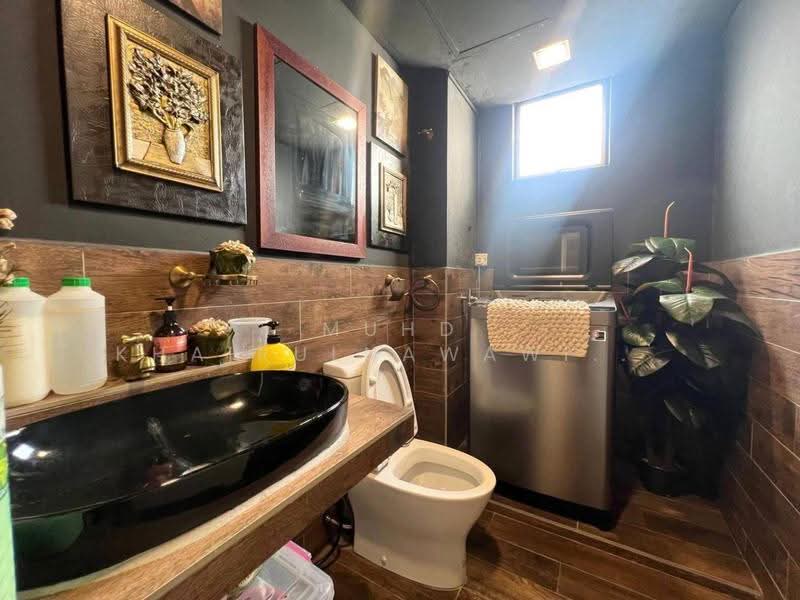 Condominium for Sale at Prima Duta - Muhd Khairulnawawi Kamaruddin - Bathroom - PropertyGuru.com.my