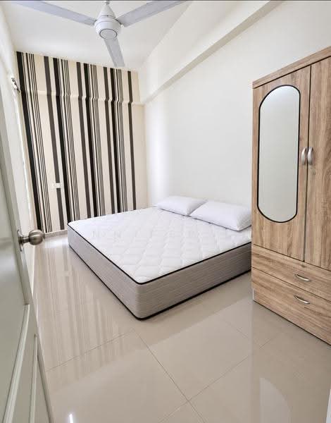 Pangsapuri untuk Disewa di BJ Court Apartment - Jennifer Lee - Bedroom - PropertyGuru.com.my