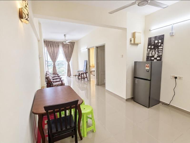 Pangsapuri untuk Disewa di BJ Court Apartment - Jennifer Lee - Living Room - PropertyGuru.com.my