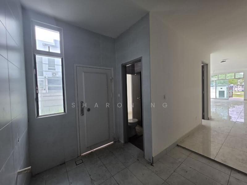 Rumah Kluster untuk Dijual di Skudai (Johor) - Sharon Ng - Bathroom - PropertyGuru.com.my
