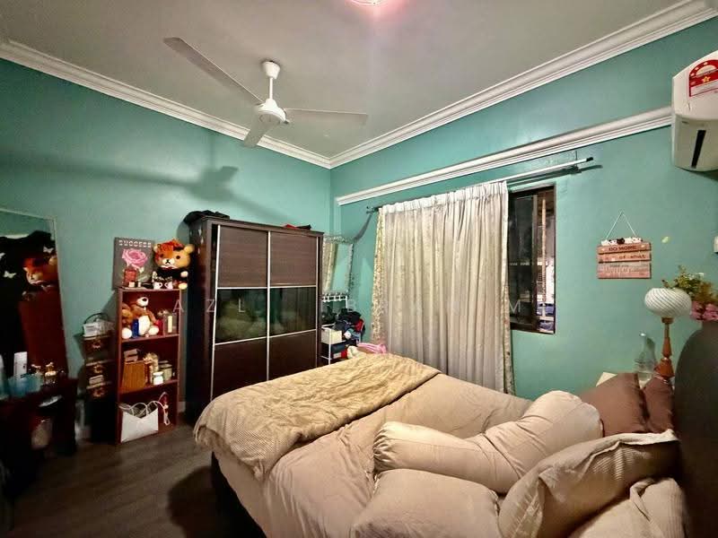 Pangsapuri untuk Dijual di Taman Lembah Maju 600 Apartment - Azli Ibrahim - Bedroom - PropertyGuru.com.my