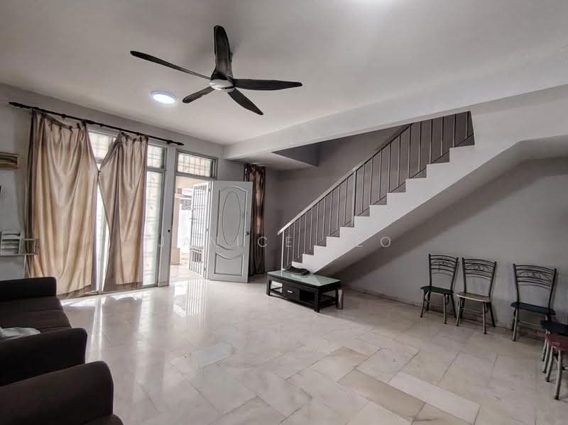 Rumah Teres 2-Tingkat untuk Disewa di Bukit Indah (Iskandar Puteri (Nusajaya)) - Janice Teo - Living Room - PropertyGuru.com.my