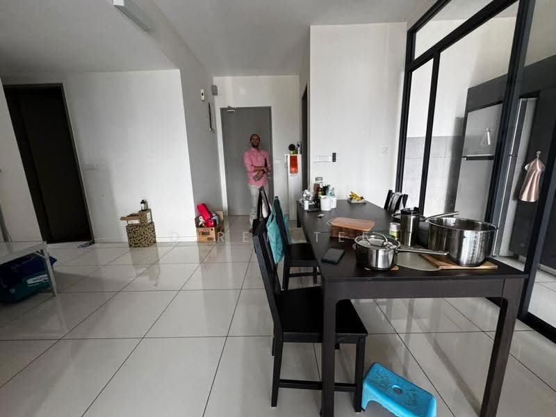 Condominium for Rent at Bennington Residences @ SkyArena - Diren Tee - Dining Room - PropertyGuru.com.my