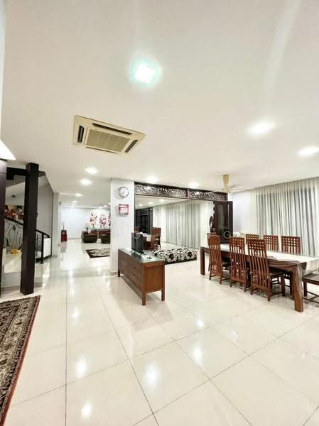 Rumah Banglo untuk Dijual di Ampang Jaya (Ampang) - Bing Bing - Living Room - PropertyGuru.com.my