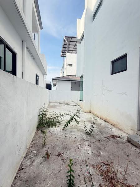 Rumah Berkembar untuk Dijual di Taman Gunung Perak (Alor Setar) - CE Goh - Exterior - PropertyGuru.com.my