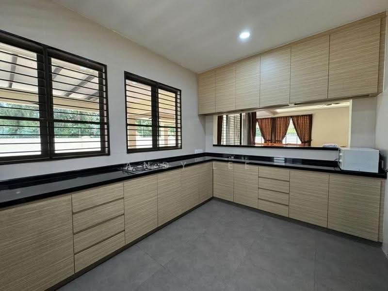 Bungalow House for Rent in Bukit Kesenangan (Johor Bahru) - Andy Lee - Kitchen - PropertyGuru.com.my