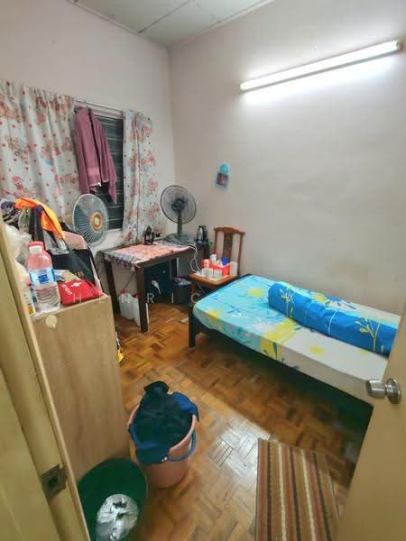 Townhouse for Sale in Bukit Rimau (Shah Alam) - Henrick Tan - Bedroom - PropertyGuru.com.my