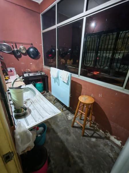 Townhouse for Sale in Bukit Rimau (Shah Alam) - Henrick Tan - Kitchen - PropertyGuru.com.my