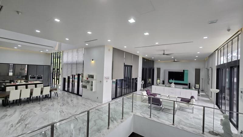 Bungalow House for Sale in Seksyen 13 (Shah Alam) - Joseph Chan - Living Room - PropertyGuru.com.my