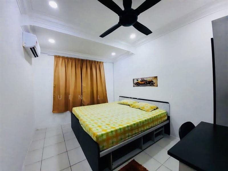 Condominium for Sale at Puncak Gloxinia - Ruen Lung Lau - Bedroom - PropertyGuru.com.my