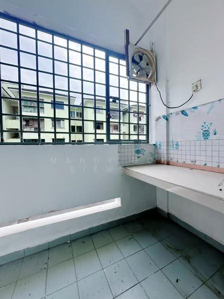 Pangsapuri untuk Disewa di Lily & Jasmine Apartment - Mandy Goh Siew Li - Balcony - PropertyGuru.com.my