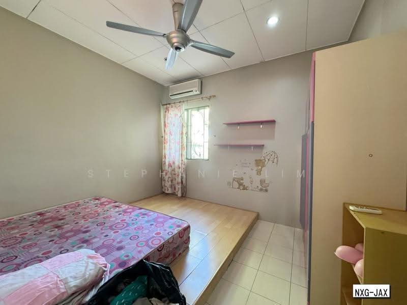 2-storey Terraced House for Rent in Setia Impian (Setia Alam) - Stephanie Lim - Bedroom - PropertyGuru.com.my