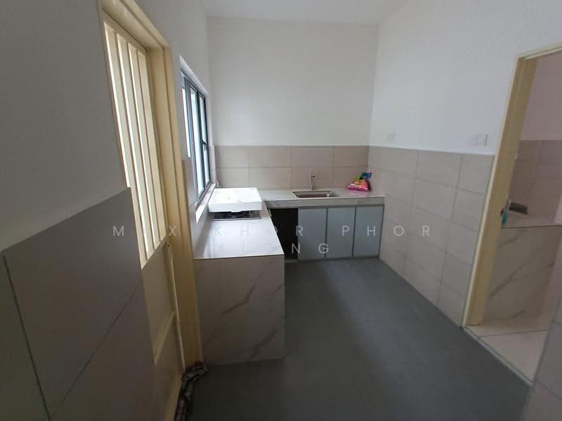 2-storey Terraced House for Rent in Setia Alam (Selangor) - Max Khor Phor xiong - Kitchen - PropertyGuru.com.my