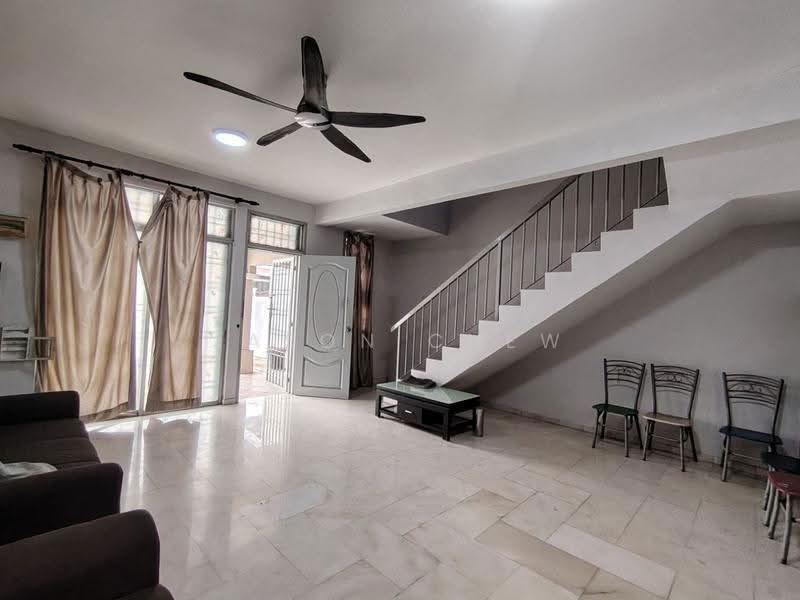Rumah Teres 2-Tingkat untuk Disewa di Bukit Indah (Iskandar Puteri (Nusajaya)) - Jason Chew - Living Room - PropertyGuru.com.my