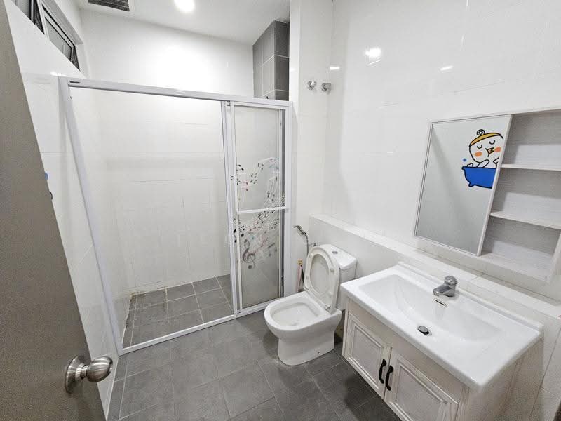 2-storey Terraced House for Sale in Bandar Rimbayu (Telok Panglima Garang) - Leon Goh - Bathroom - PropertyGuru.com.my