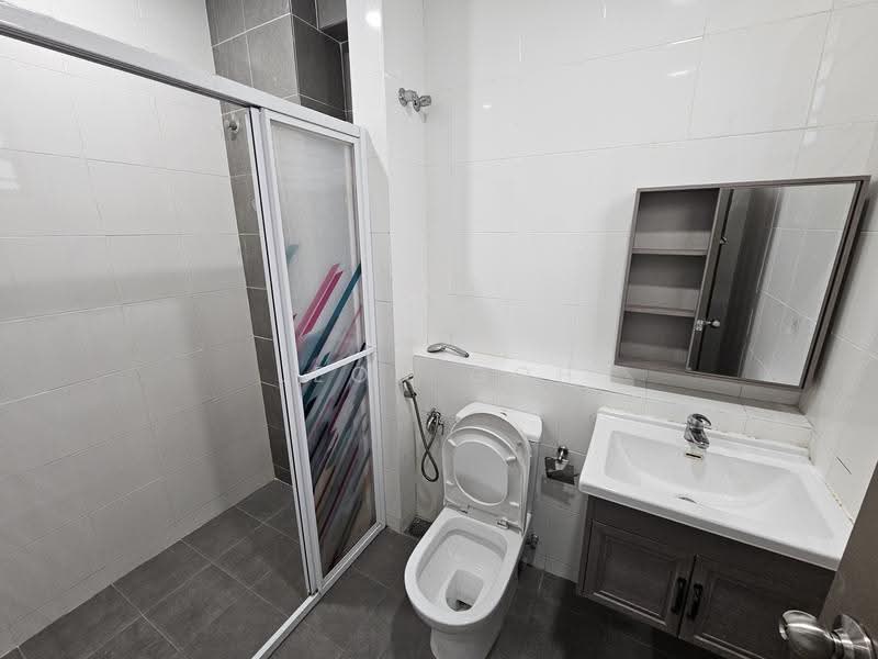 2-storey Terraced House for Sale in Bandar Rimbayu (Telok Panglima Garang) - Leon Goh - Bathroom - PropertyGuru.com.my