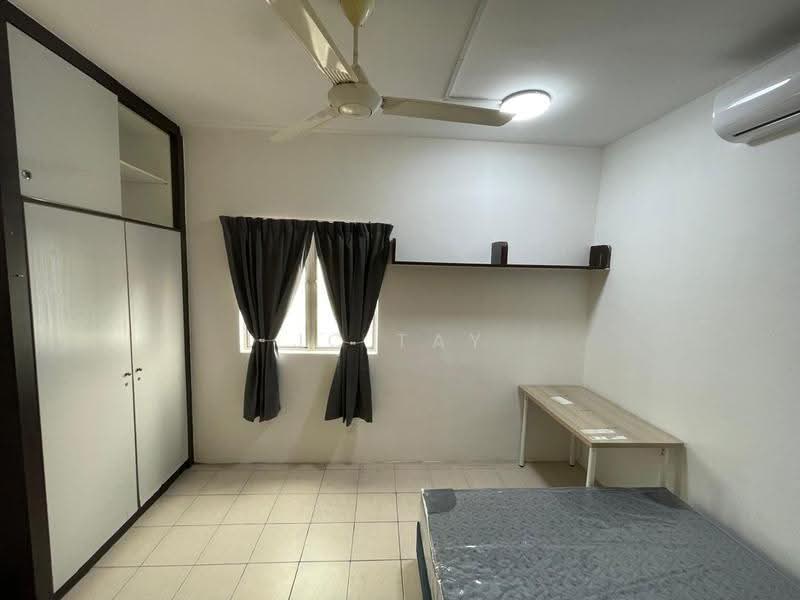 Kediaman Servis untuk Disewa di Casa Subang - JC Tay - Bedroom - PropertyGuru.com.my