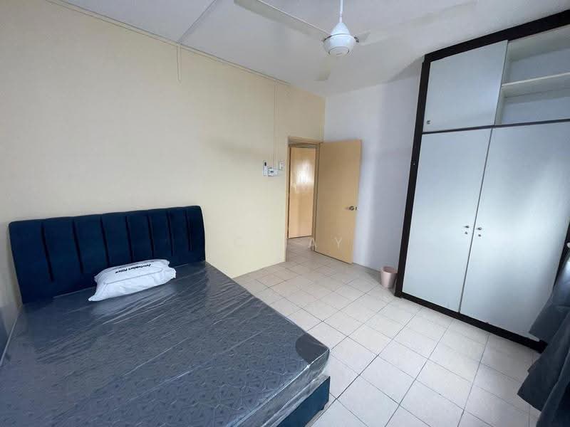 Kediaman Servis untuk Disewa di Casa Subang - JC Tay - Bedroom - PropertyGuru.com.my