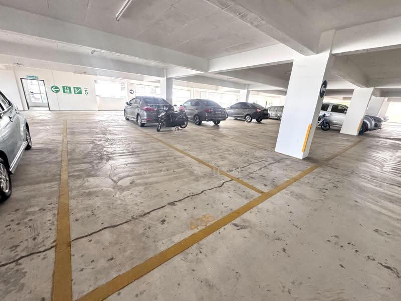 Apartment for Sale at Puncak Hijauan - Rina Ahmad - Car Park - PropertyGuru.com.my