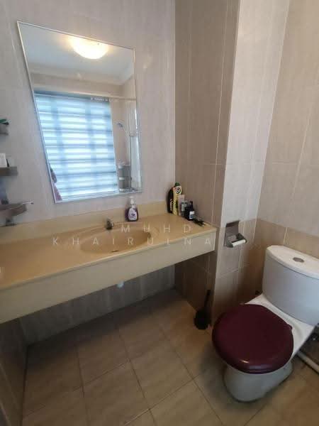 Condominium for Sale at Hartamas Regency 1 - Muhd Khairulnawawi Kamaruddin - Bathroom - PropertyGuru.com.my