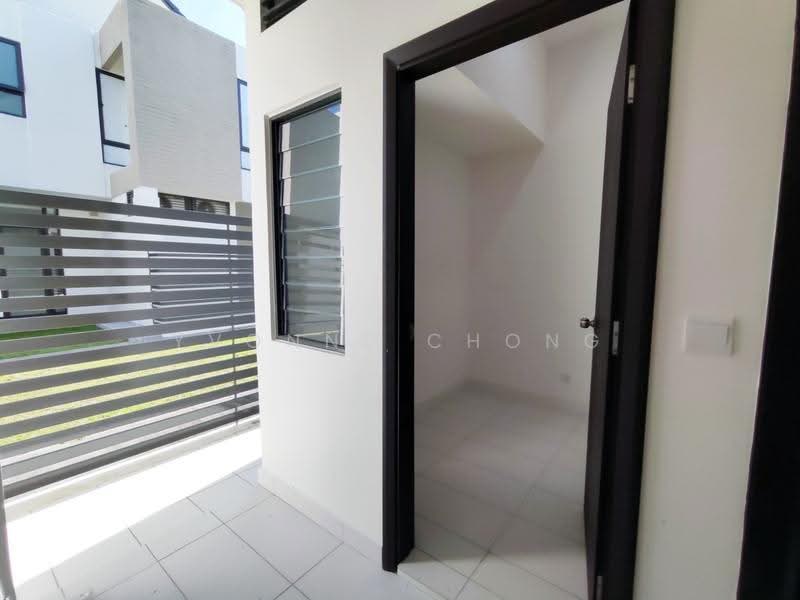 Terraced House for Sale in Medini (Iskandar Puteri (Nusajaya)) - Yvonne Chong - Exterior - PropertyGuru.com.my