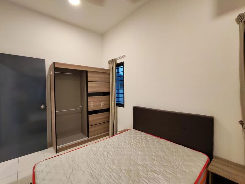 Rumah Bandar untuk Dijual di Bandar Sungai Long (Selangor) - Jeff Beh - Bedroom - PropertyGuru.com.my