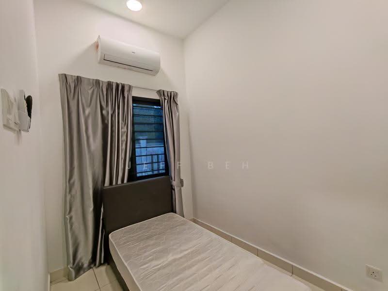 Rumah Bandar untuk Dijual di Bandar Sungai Long (Selangor) - Jeff Beh - Bedroom - PropertyGuru.com.my