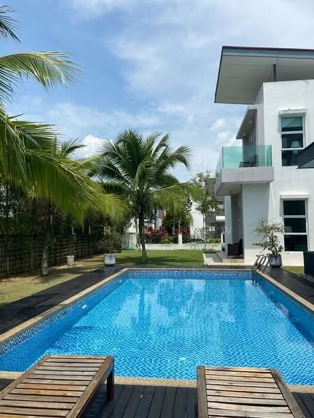 Bungalow House for Rent in Iskandar Puteri (Nusajaya) (Johor) - Lihyi Liew - Exterior - PropertyGuru.com.my