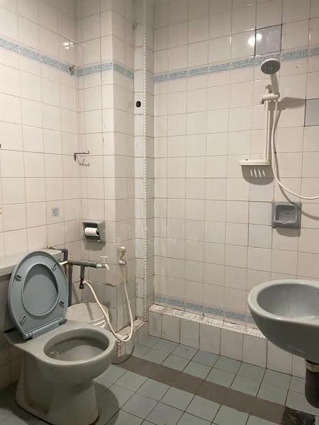 Townhouse for Rent in Bukit Bandaraya (Bangsar) - Joanne Diong - Bathroom - PropertyGuru.com.my