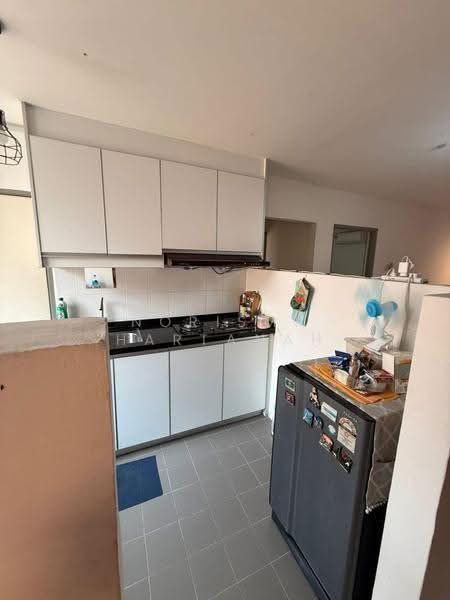 Pangsapuri untuk Dijual di Apartment Seroja - Norisma Hartanah - Kitchen - PropertyGuru.com.my