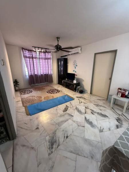 Pangsapuri untuk Dijual di Apartment Seroja - Norisma Hartanah - Living Room - PropertyGuru.com.my