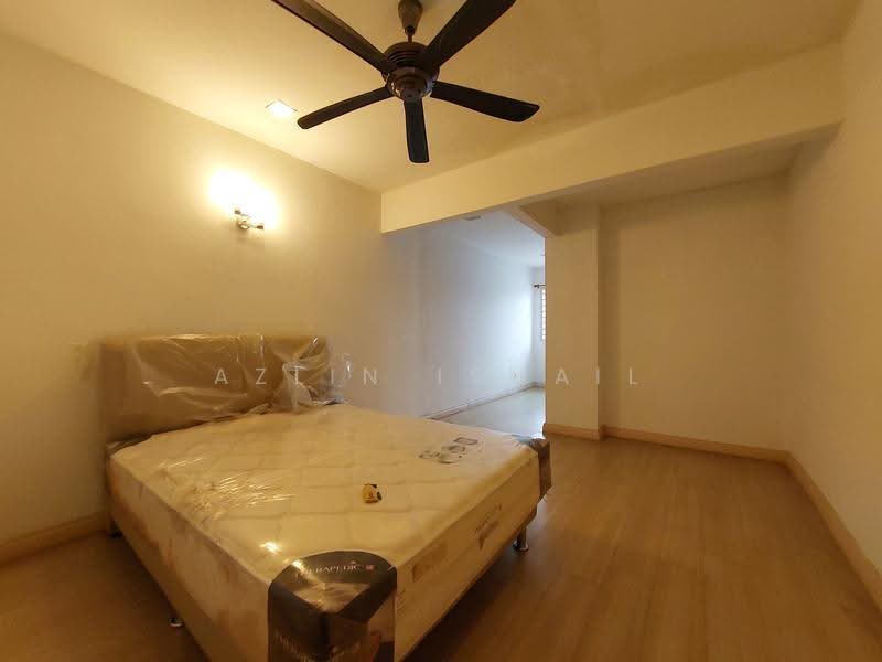 2-storey Terraced House for Sale in Seksyen U9 (Shah Alam) - Azlin Ismail - Bedroom - PropertyGuru.com.my