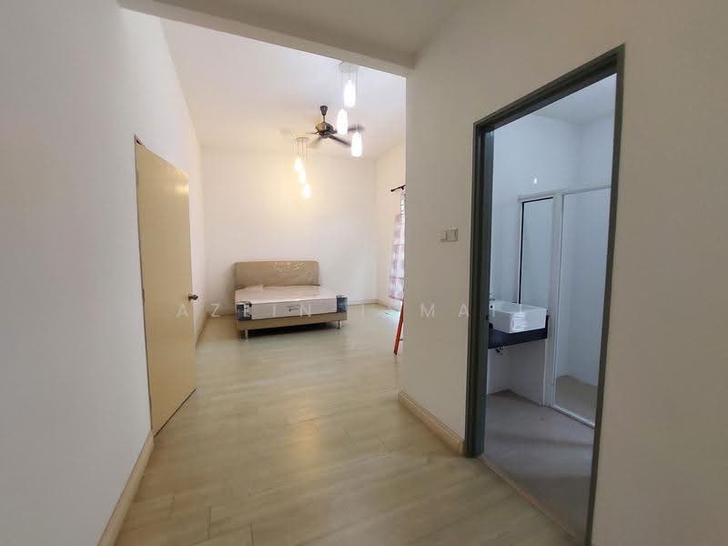 2-storey Terraced House for Sale in Seksyen U9 (Shah Alam) - Azlin Ismail - Bedroom - PropertyGuru.com.my